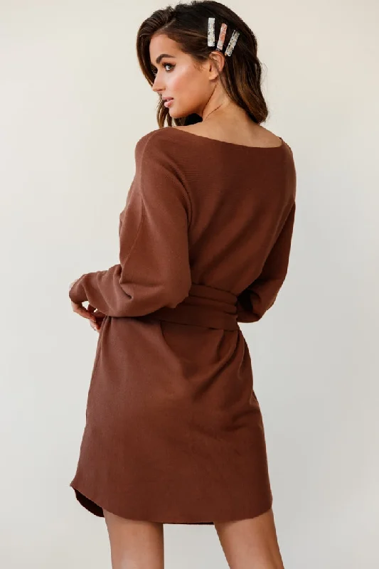 Lorelei Long Sleeve Wide Belt Knit Dress Camel